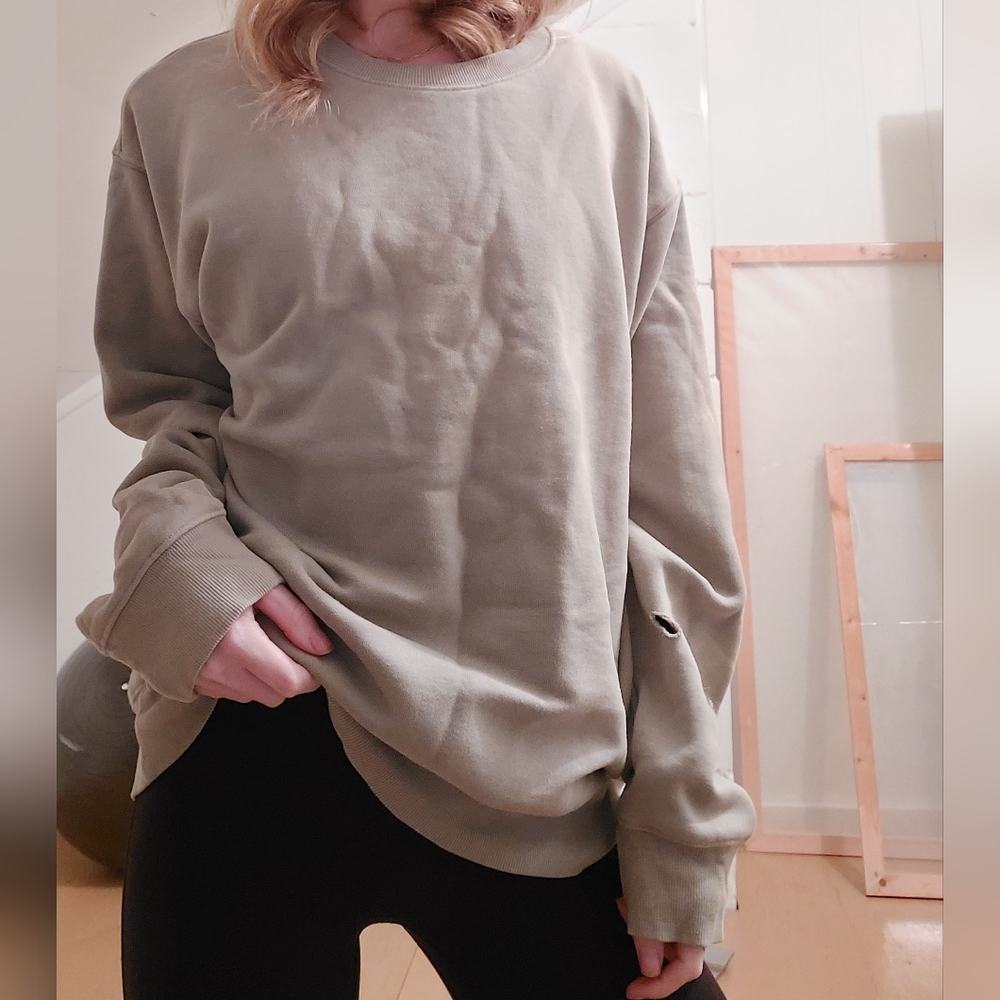 TNA ARITZIA CozyAF crew